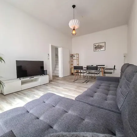 Boutique Mit Balkon & Parkplatz In Der Altstadt Apartment