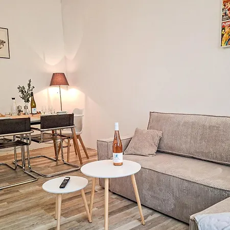 Einzigartiges Angebot - Maisonette Mit Balkon & Parkplatz, Zentral & Ruhig Rüdesheim am Rhein