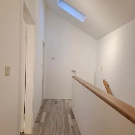Einzigartiges Angebot - Maisonette Mit Balkon & Parkplatz, Zentral & Ruhig Lägenhet *