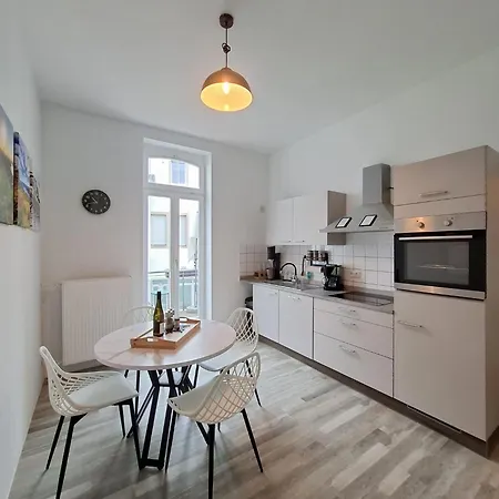 Einzigartiges Angebot - Maisonette Mit Balkon & Parkplatz, Zentral & Ruhig Daire *