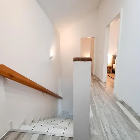 Boutique Mit Balkon&parkplatz In Der Altstadt Apartment