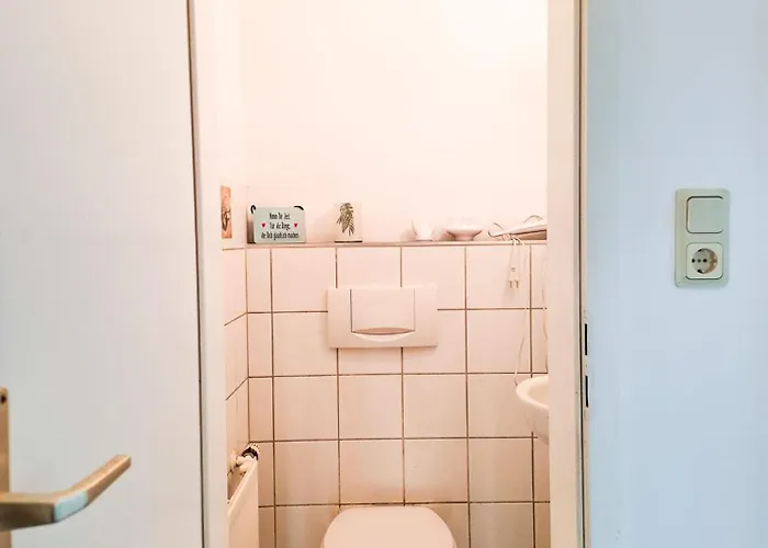 Einzigartiges Angebot - Maisonette Mit Balkon & Parkplatz, Zentral & Ruhig *