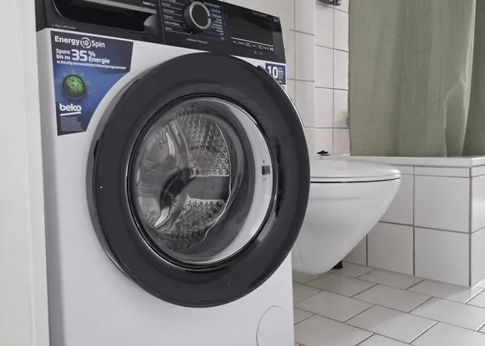 Einzigartiges Angebot - Maisonette Mit Balkon & Parkplatz, Zentral & Ruhig *