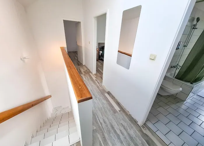 Einzigartiges Angebot - Maisonette Mit Balkon & Parkplatz, Zentral & Ruhig Apartman