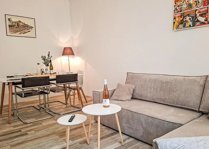 Einzigartiges Angebot - Maisonette Mit Balkon & Parkplatz, Zentral & Ruhig Rüdesheim am Rhein