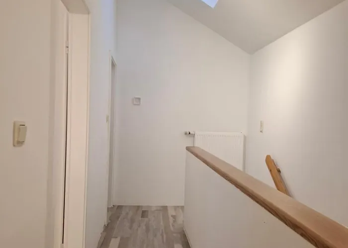 Einzigartiges Angebot - Maisonette Mit Balkon & Parkplatz, Zentral & Ruhig 公寓 *