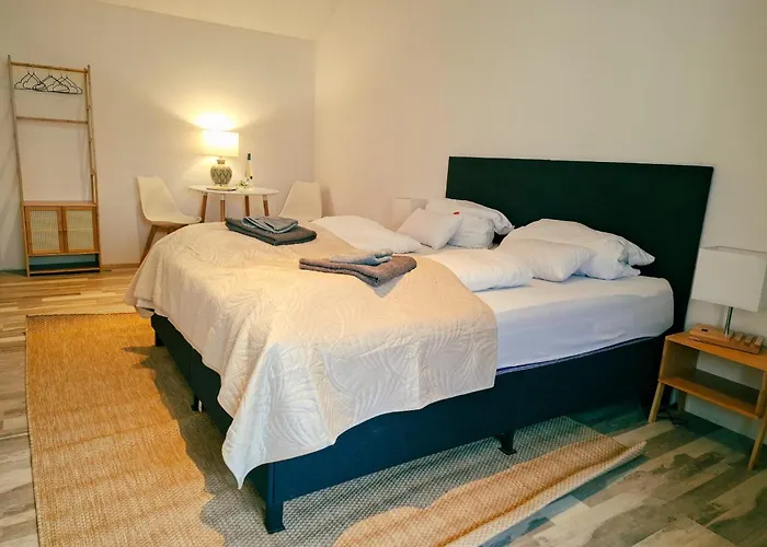 Apartman Einzigartiges Angebot - Maisonette Mit Balkon & Parkplatz, Zentral & Ruhig Rüdesheim am Rhein