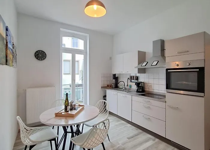 Einzigartiges Angebot - Maisonette Mit Balkon & Parkplatz, Zentral & Ruhig Apartman *