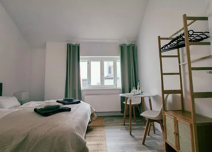 Einzigartiges Angebot - Maisonette Mit Balkon & Parkplatz, Zentral & Ruhig