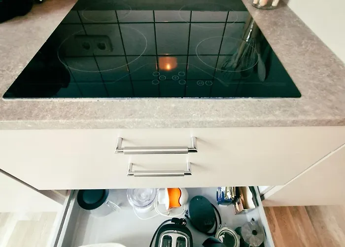 Einzigartiges Angebot - Maisonette Mit Balkon & Parkplatz, Zentral & Ruhig Apartman *