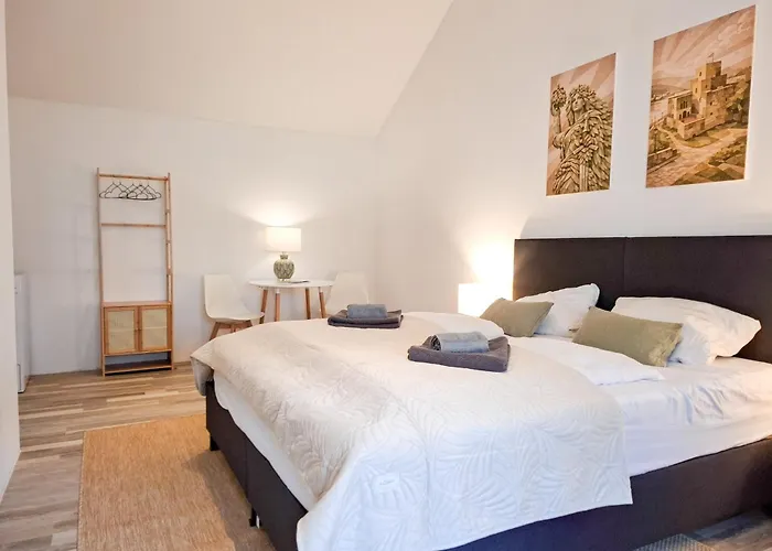 Einzigartiges Angebot - Maisonette Mit Balkon & Parkplatz, Zentral & Ruhig