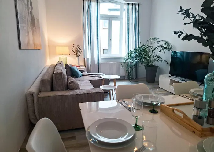 Einzigartiges Angebot - Maisonette Mit Balkon & Parkplatz, Zentral & Ruhig 公寓 *